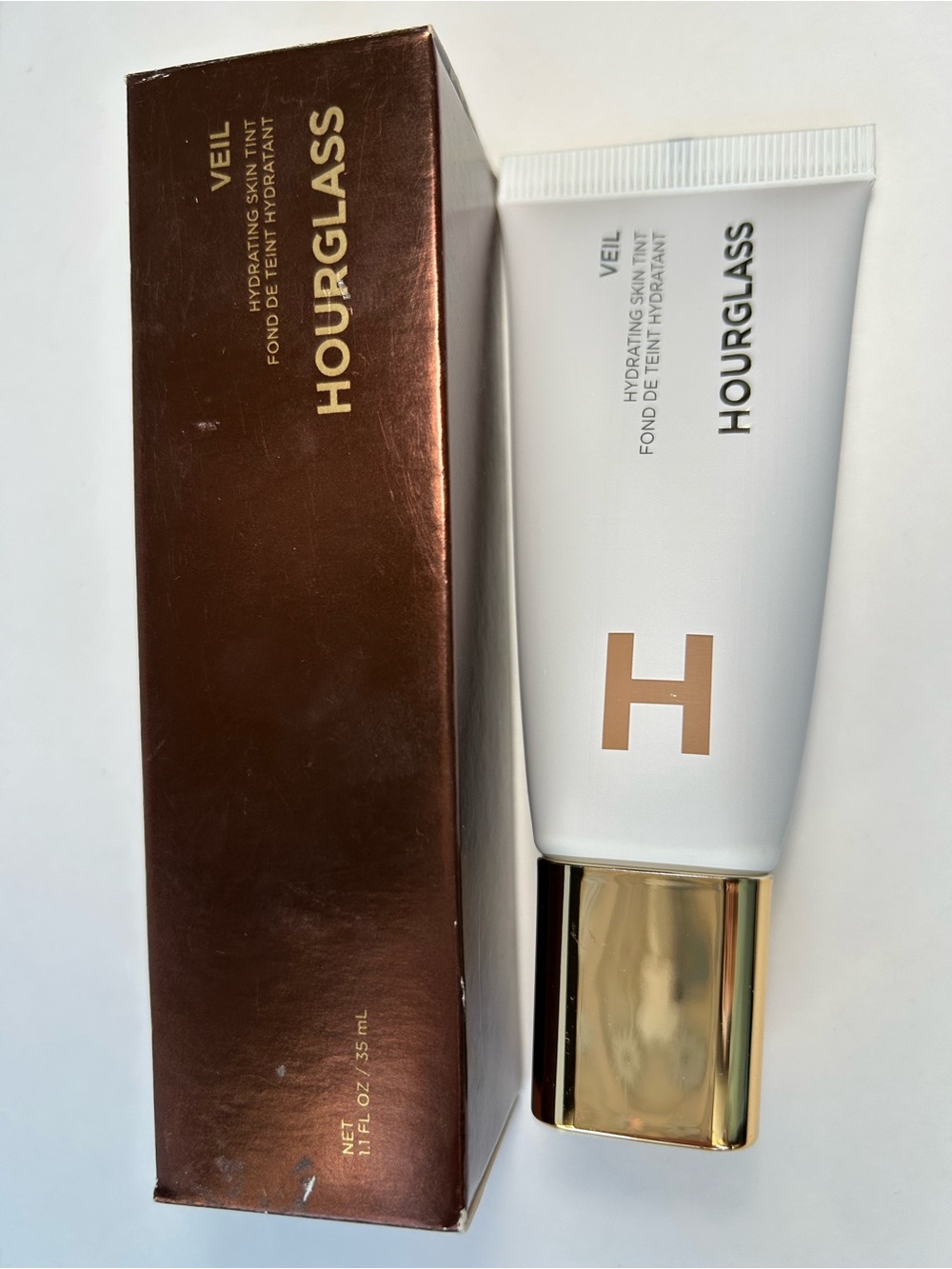 NWT🌷#10-Hourglass Veil Hydrating Skin Tint